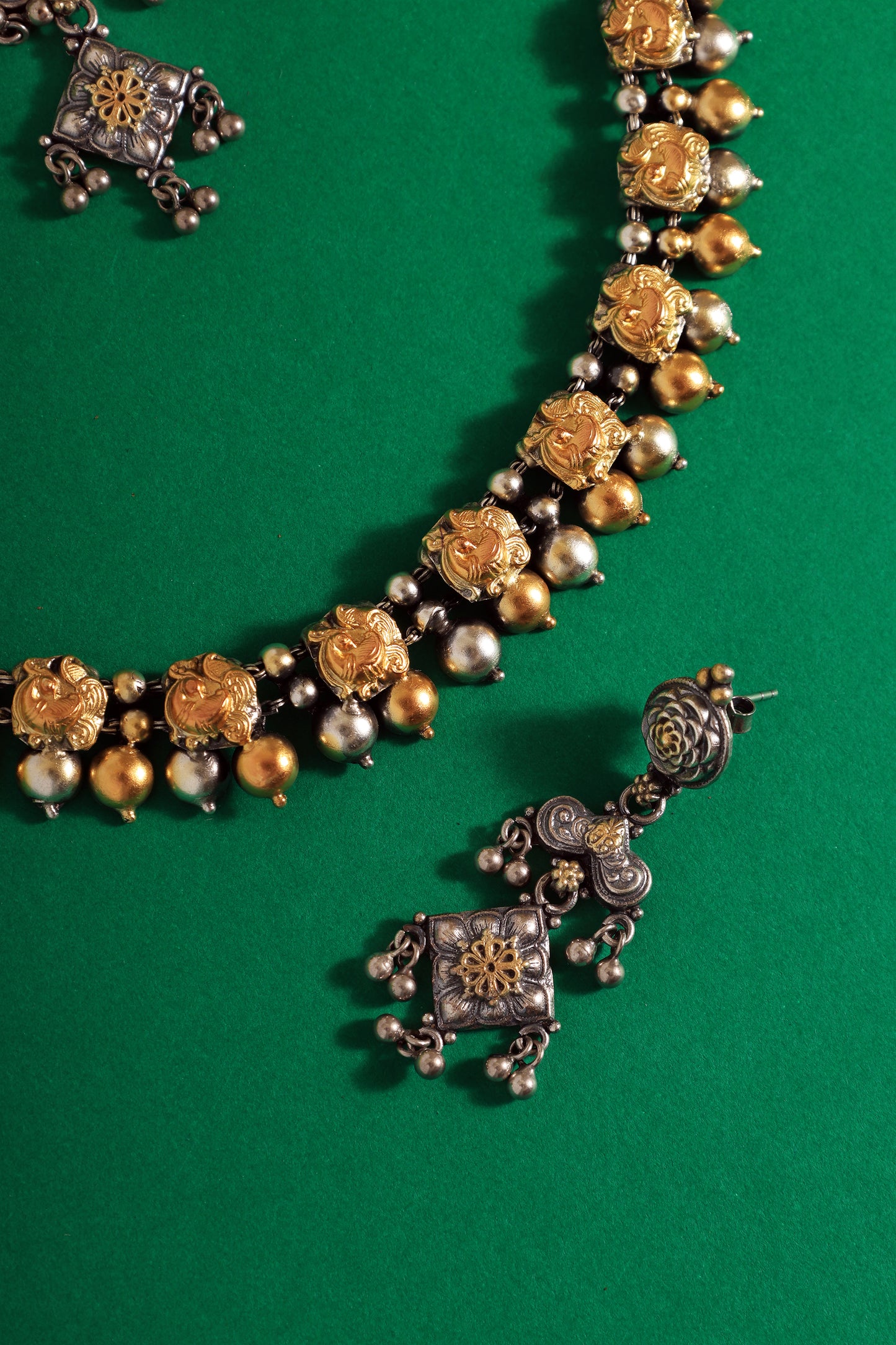 Dual Tone Beaded Silver Necklace Set