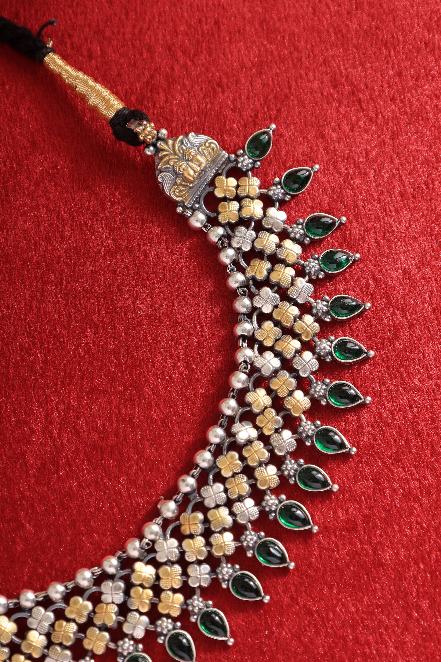 Green Kempstone Dual Tone Necklace Set