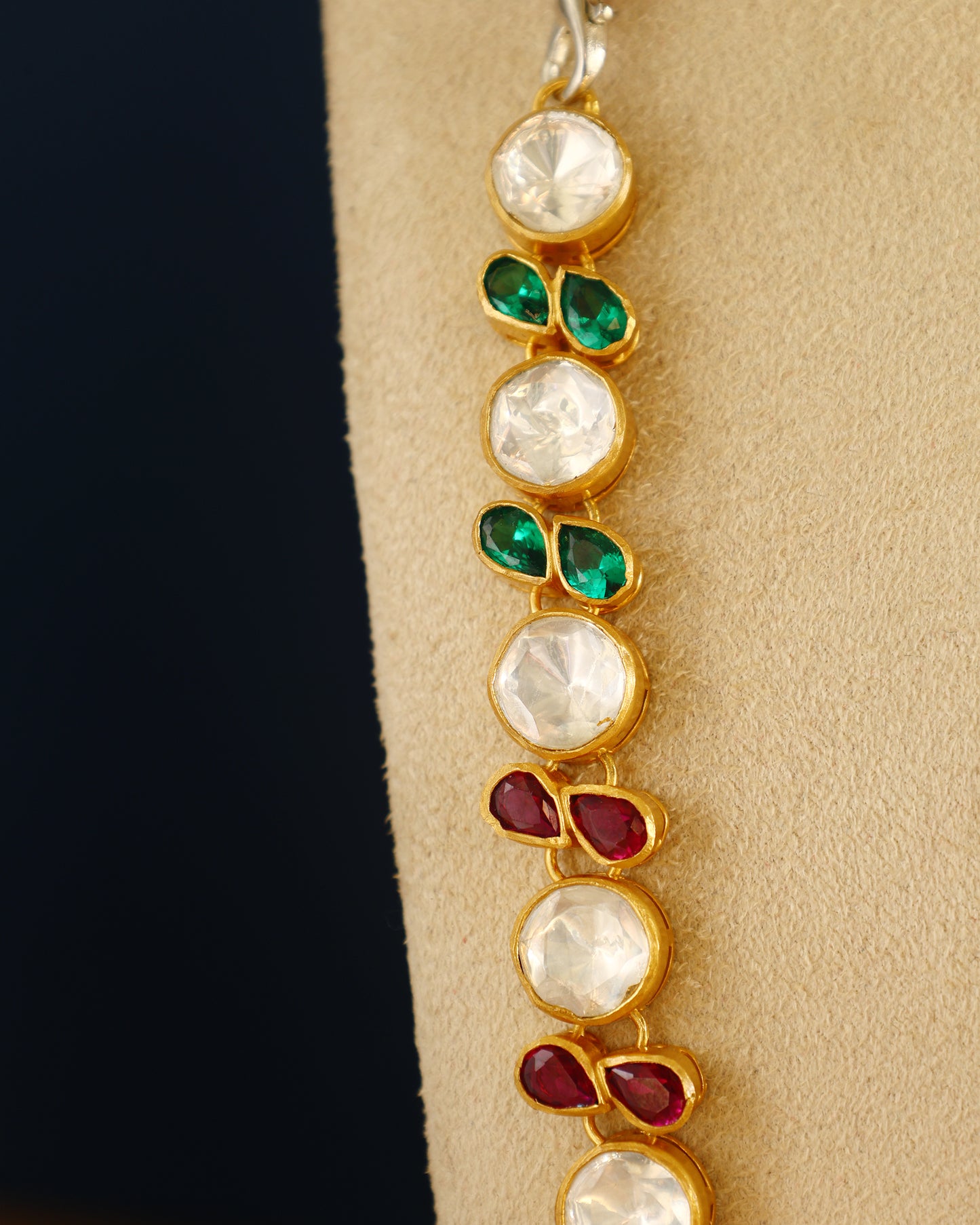 Handcrafted Necklace Set in 92.5 Silver with Moissanite