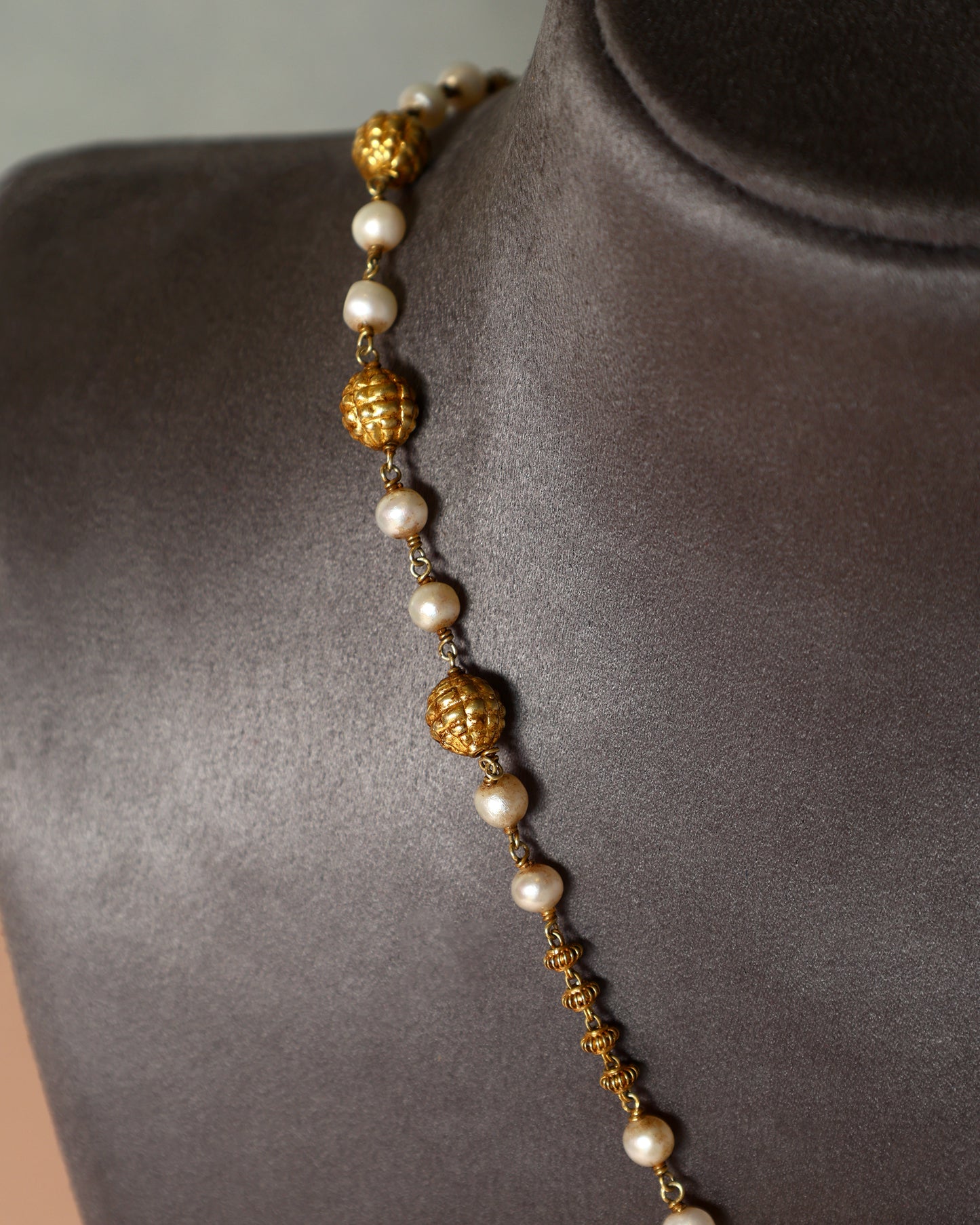 Handcrafted Necklace in 92.5 Silver with Lapis, Pearls