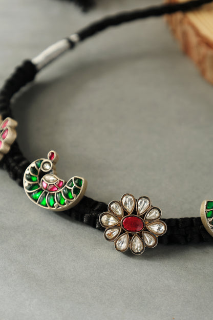 Red Green Kundan Thread Choker