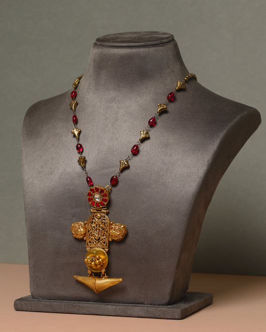 Handcrafted Necklace in 92.5 Silver with Kundan