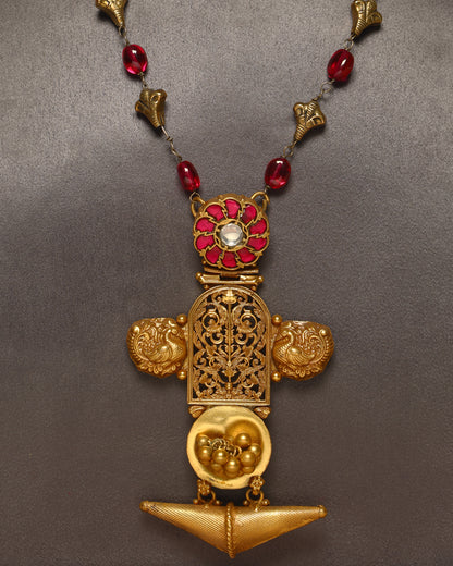 Handcrafted Necklace in 92.5 Silver with Kundan
