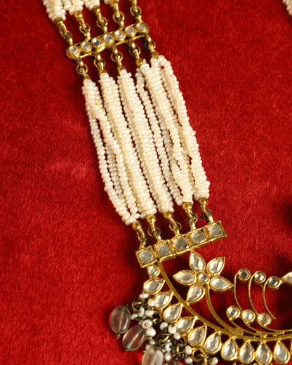 Handcrafted Necklace in 92.5 Silver with Kundan