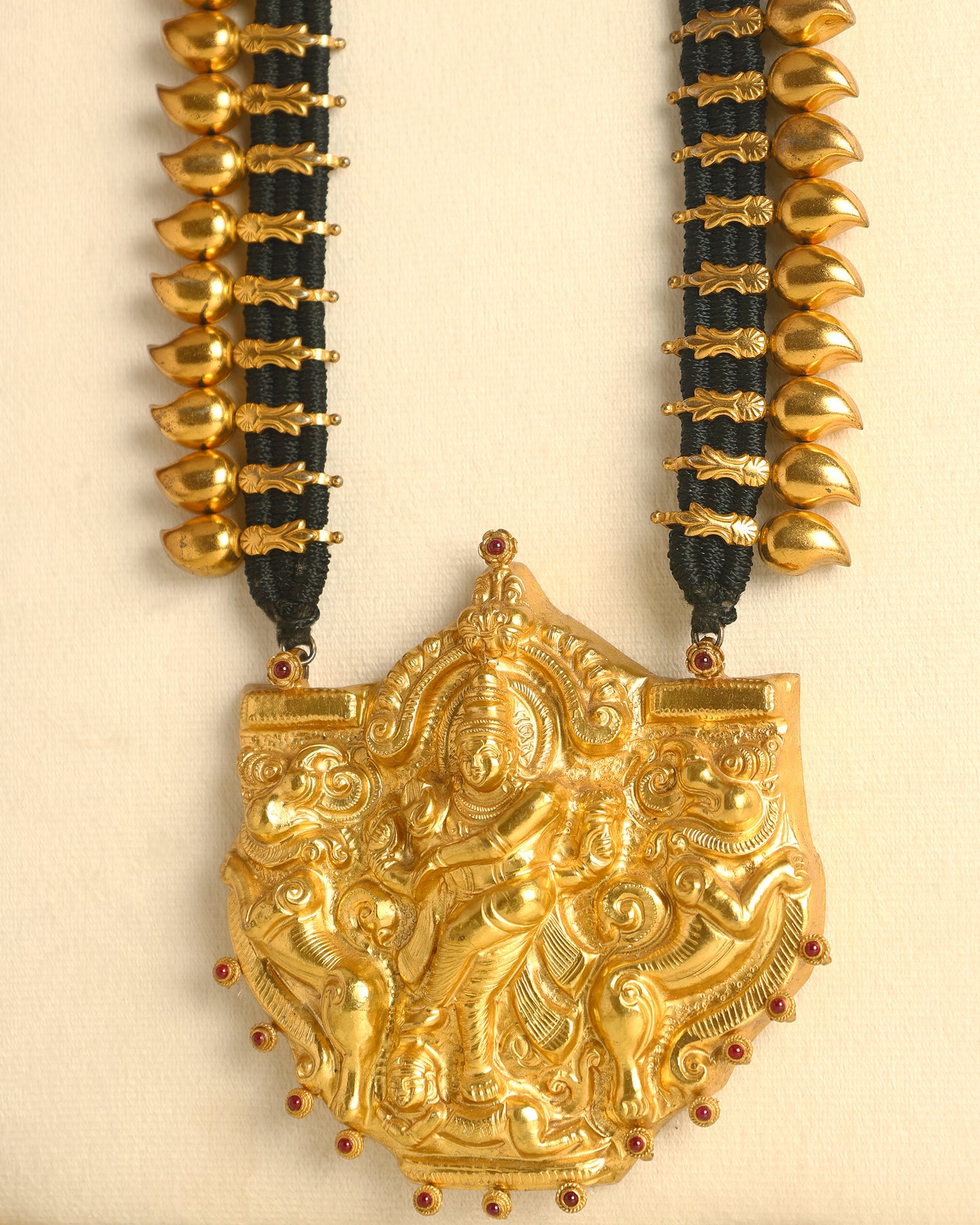 Handcrafted Necklace in 92.5 Silver with nan