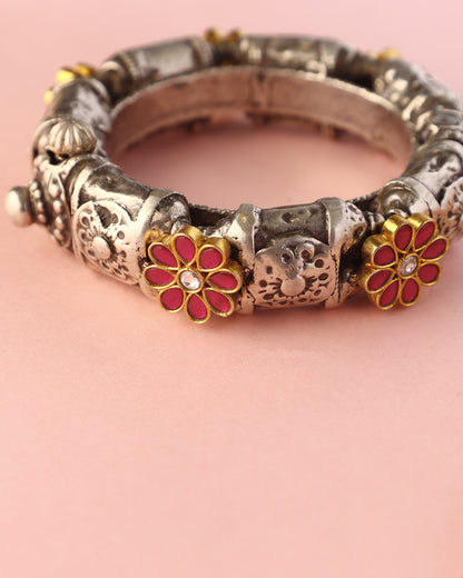 Handcrafted Bangles in 92.5 Silver with Kundan