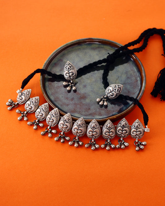 Antique Handcrafted Choker Set in 92.5 Silver