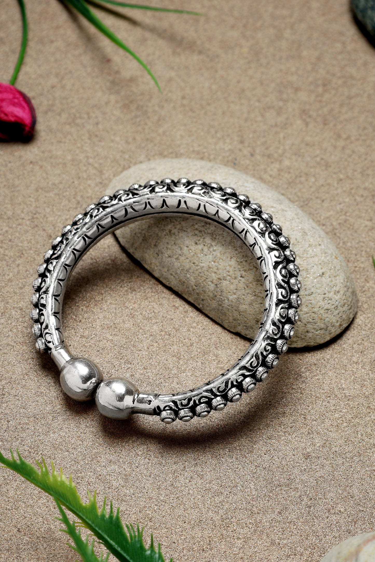 Adjustable Silver Beaded Silver Kada