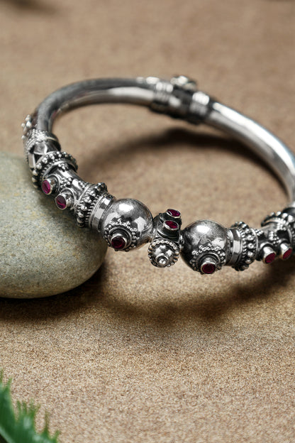 Classic Heritage Ruby Silver Kada