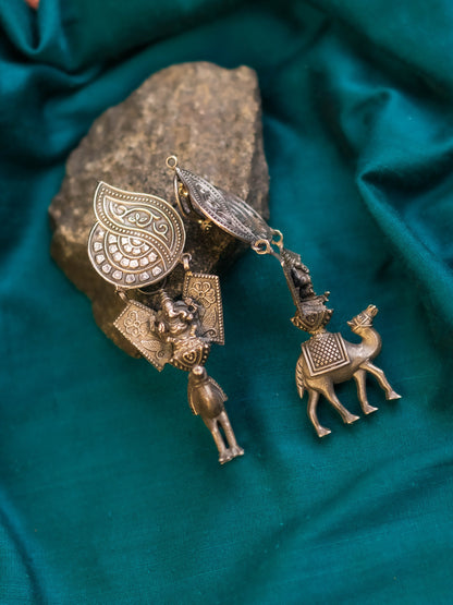 Regal Camel Silver Danglers