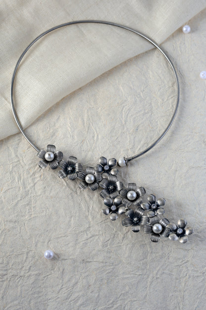Silver Floral Pearl Necklace